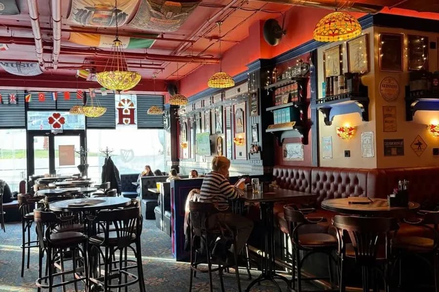 Harat’s pub